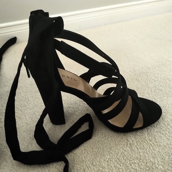 NWT Torrid Strappy Lace Up Heel - Picture 5 of 10